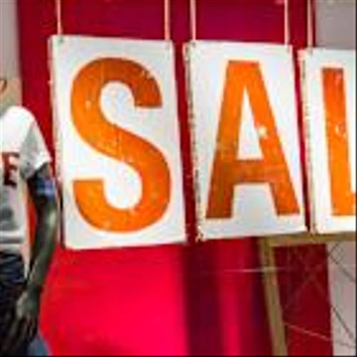 Discount retail chain has closed nearly 700 stores