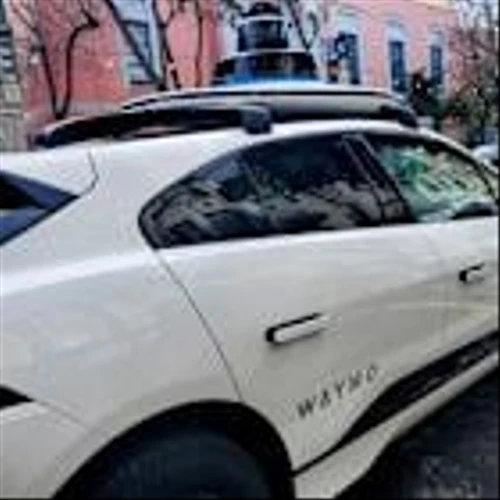 Waymo launches corporate robotaxi accounts to court business travel