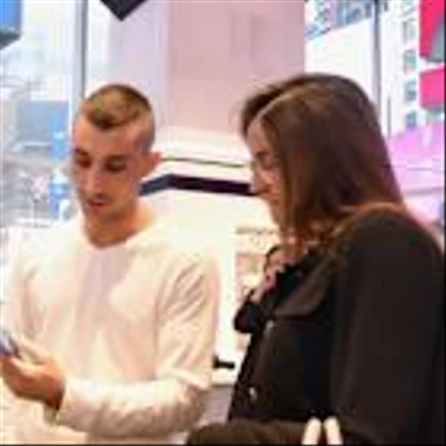 T-Mobile Stock Drops. Why Earnings Are Spooking the Market.