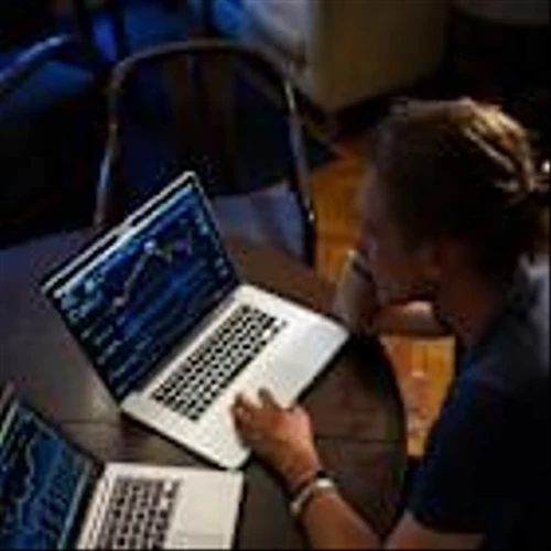 Jim Cramer Recommends Affirm and SoFi Over Klarna