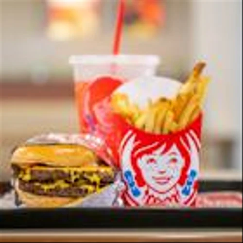 Wendy's CEO raises eyebrows with consumer comments