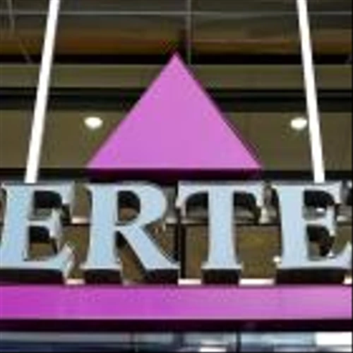 AbbVie, Vertex's Journavx, Exxon and Chevron: Market Minute