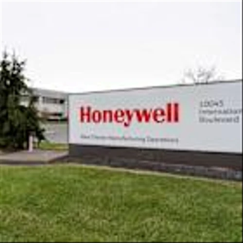 Are Wall Street Analysts Predicting Honeywell International Stock Will Climb or Sink?