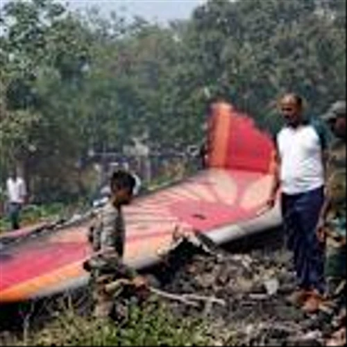 Boeing Stock Falls as Air India Crash Eclipses Paris Air Show. What Comes Next.