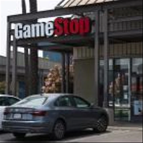 GameStop Stock, AMC Shares Fall After Runup to Start Week