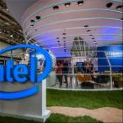 Intel to Divest Foundry Division for Core Focus: Stock to Gain?