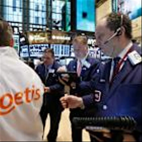Animal healthcare firm Zoetis raises annual forecast on strong pet product demand