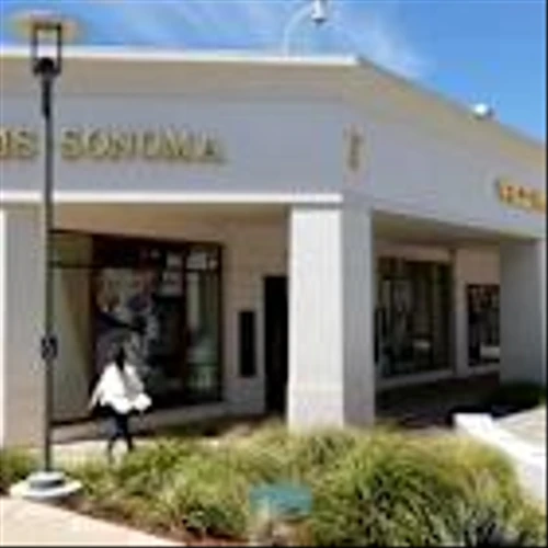 For Williams-Sonoma, customer service starts in the supply chain