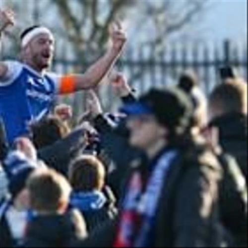 Holders Crystal Palace stunned by Macclesfield in biggest ever FA Cup shock