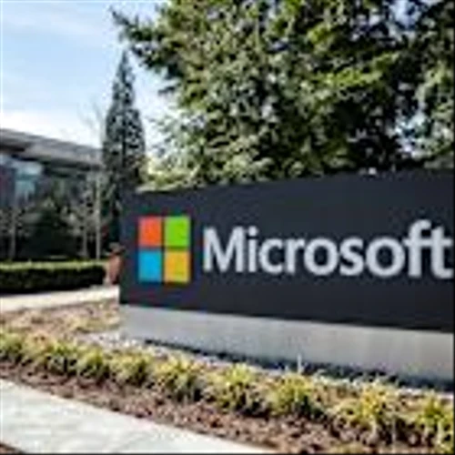 Microsoft Beats First-Quarter Views as Users Navigate Azure Outage