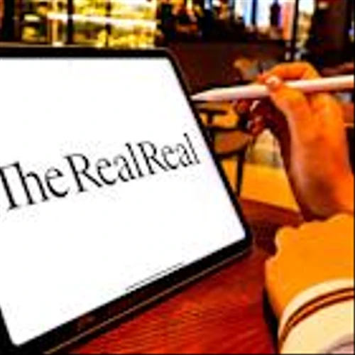 CoreWeave, Estée Lauder, The RealReal: Top Analyst Calls