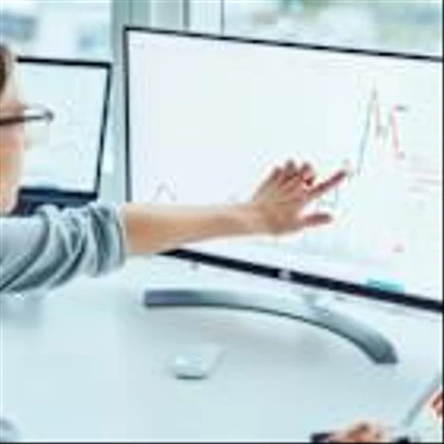 Snowflake’s First Full Year Under New Leadership Shows Promise and Persistent Challenges