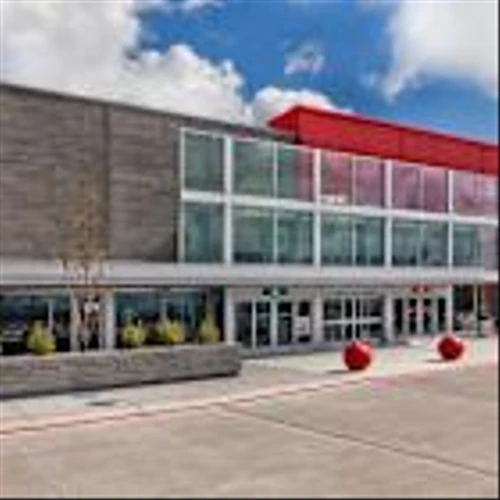 1 Magnificent Dividend King Stock Down 40% to Buy and Hold Forever