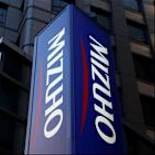 Mizuho, MUFG join race by Japan's banks for money manager deals overseas