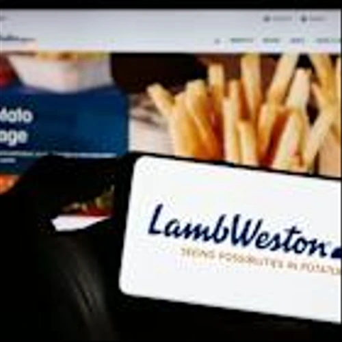 Is Lamb Weston Stock Underperforming the Nasdaq?
