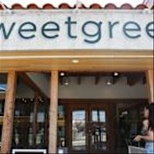 Gen Z is under financial pressure. Fast-casual chains are bearing the brunt.