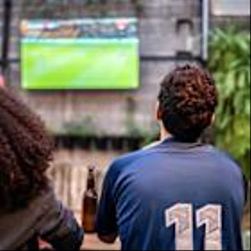 Beyond Streaming: Netflix's Quiet Moves Into Gaming and Live Experiences