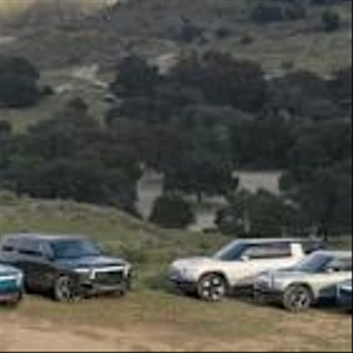 Rivian vs. Lucid: Which EV Stock is Winning in 2025?