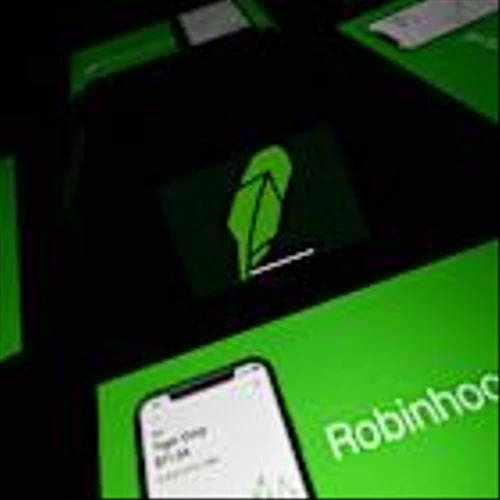 Robinhood, AppLovin Additions Lead S&P 500 Index Changes