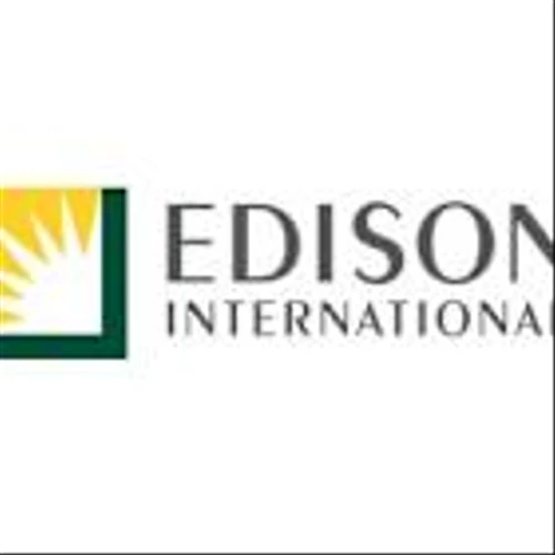 Edison International (NYSE:EIX) Retains UBS Buy Rating Despite Financing Concerns