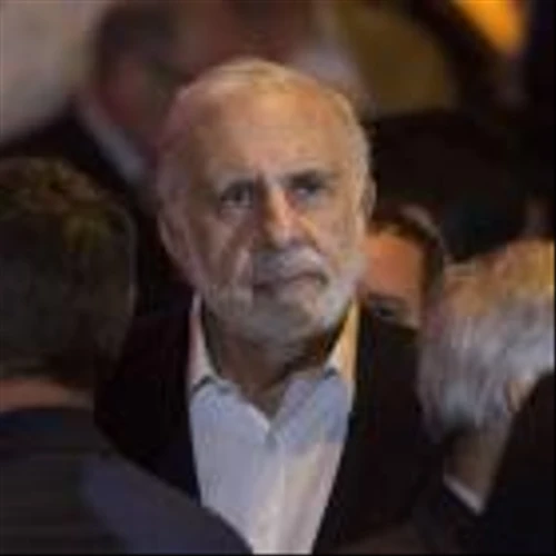 Icahn Enterprises Stock Tumbles as Dividend Gets Slashed by Half—Again