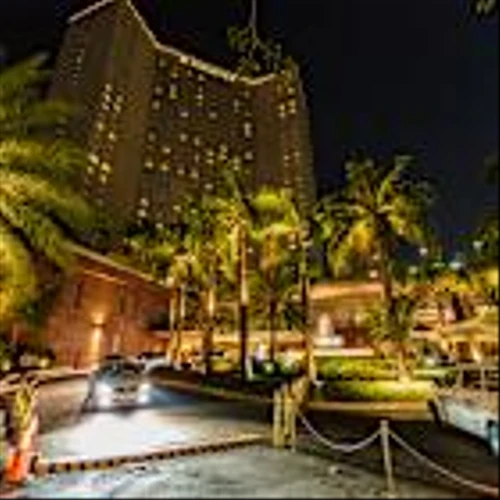 Sunstone Hotel Investors, Inc. (SHO): A Bull Case Theory