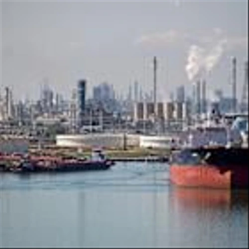 Texas Water Crisis Threatens Booming Industrial Hotspot for Exxon, Koch