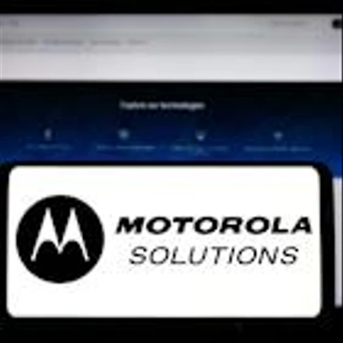 Is Motorola Solutions Stock Underperforming the S&P 500?