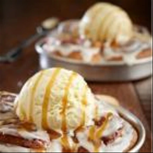 NEW YEAR, NEW PIZOOKIE®: BJ's RESTAURANT & BREWHOUSE® INTRODUCES THE BRAND-NEW CINNAMON ROLL PIZOOKIE®