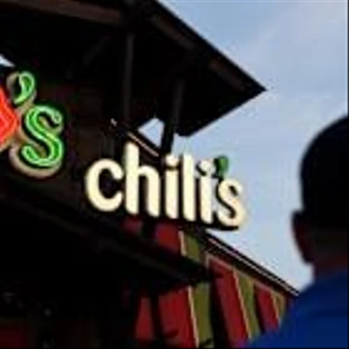 Most Restaurants Grow Sales by Raising Prices. These 3 Relied on Foot Traffic.