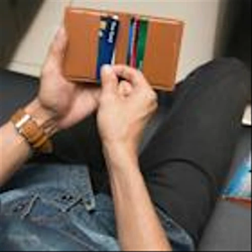 OKX Jumps Into Crypto Debit Cards as Exchanges Split Between Mastercard and Visa