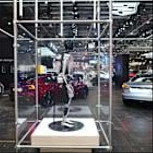 Tesla Pivots to Robots as Investors Question Sales and Soaring Valuation