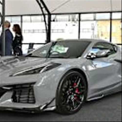 $100,000 Corvettes are going up in flames, prompting recall