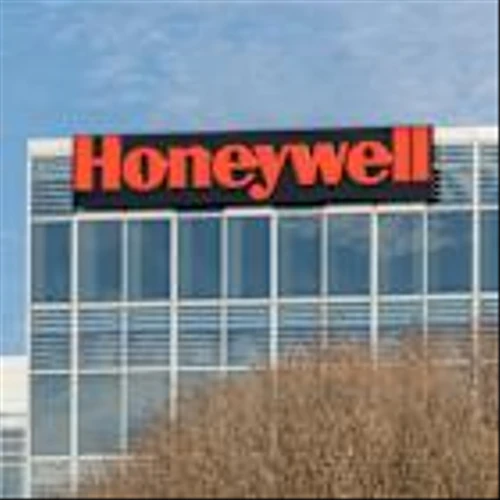 Southwest Airlines To Equip Entire Boeing 737 Fleet With Honeywell's Runway Safety Technology