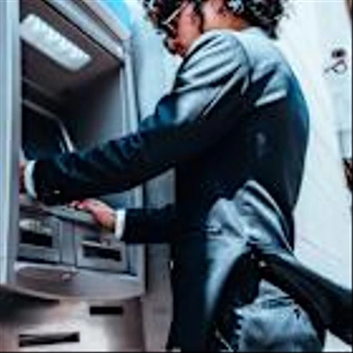 US banks close 100s more banks on top of 1000s already closed