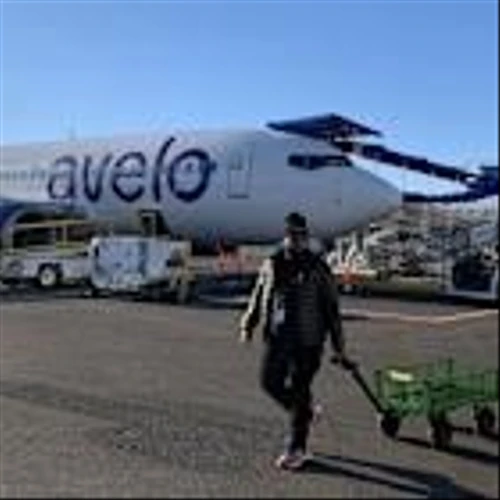 Avelo to End ICE Deportation Flights, Close Hubs