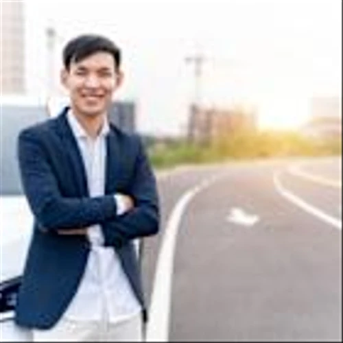 2 Foreign Auto Stocks Powering Ahead in a Downbeat Industry