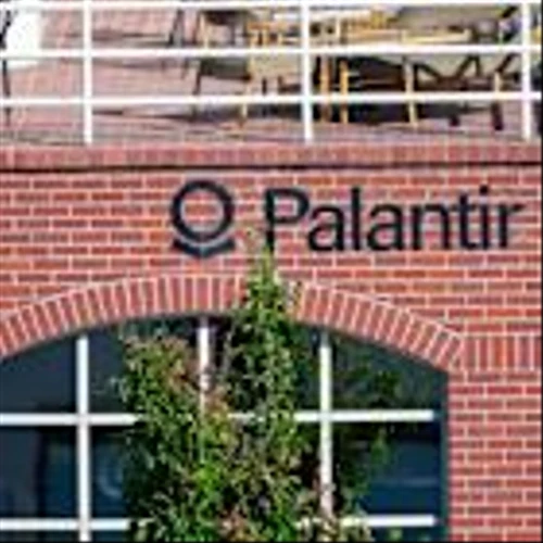 Palantir And Fujitsu Deepen Partnership With New Generative AI Agreement