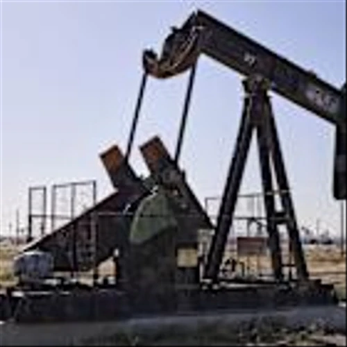 Oil Falls on Doubts Trump’s Russia Plan Will Reduce Supplies