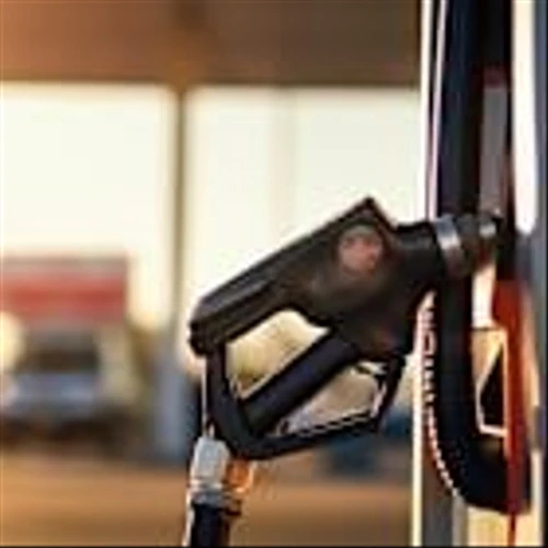 Analysts Lower Price Targets on HF Sinclair (DINO)