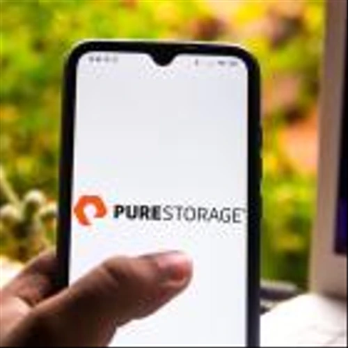 Pure Storage Stock Falls Despite Q1 Earnings Beat, Stronger-Than-Expected Sales Forecast