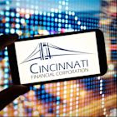 Is Cincinnati Financial Stock Outperforming the Dow?