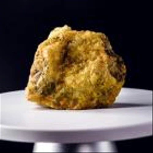 UUUU Vs CCJ: Which Uranium Stock is a Better Bet Amid a Market Slump?