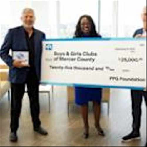 PPG, Universal Display Corporation celebrate 25 years of partnership with community donations