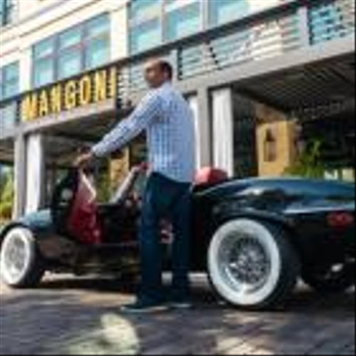Project Scottsdale Commission, ECD Auto Design's Newest Jaguar E-Type EV Hums Across the Arizona Streets With 300 HP Under Its Hood