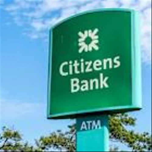 Is Wall Street Bullish or Bearish on Citizens Financial Stock?