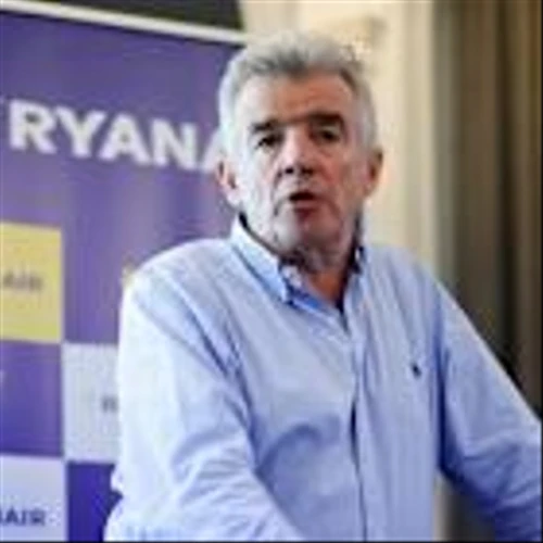 O’Leary in line for €100m bonus as Ryanair shares hit record high