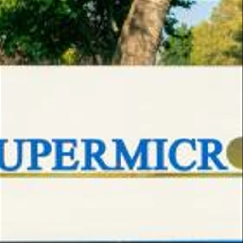 Super Micro Rides AI Server Boom, Analysts See Big 2026 Growth Despite Near-Term Challenges