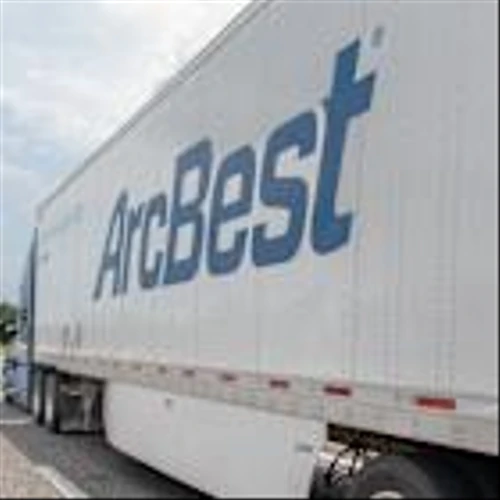 ArcBest taps CH Robinson veteran to fix asset-light business