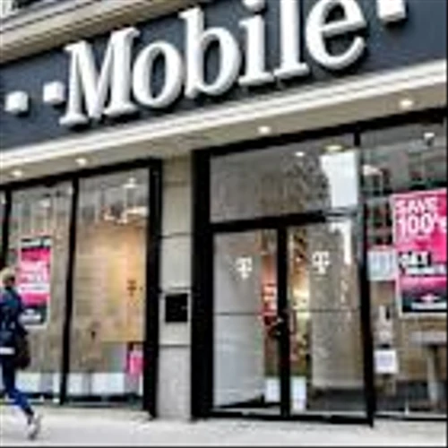 Why This T-Mobile Bear Is Throwing in the Towel and Upgrading the Stock